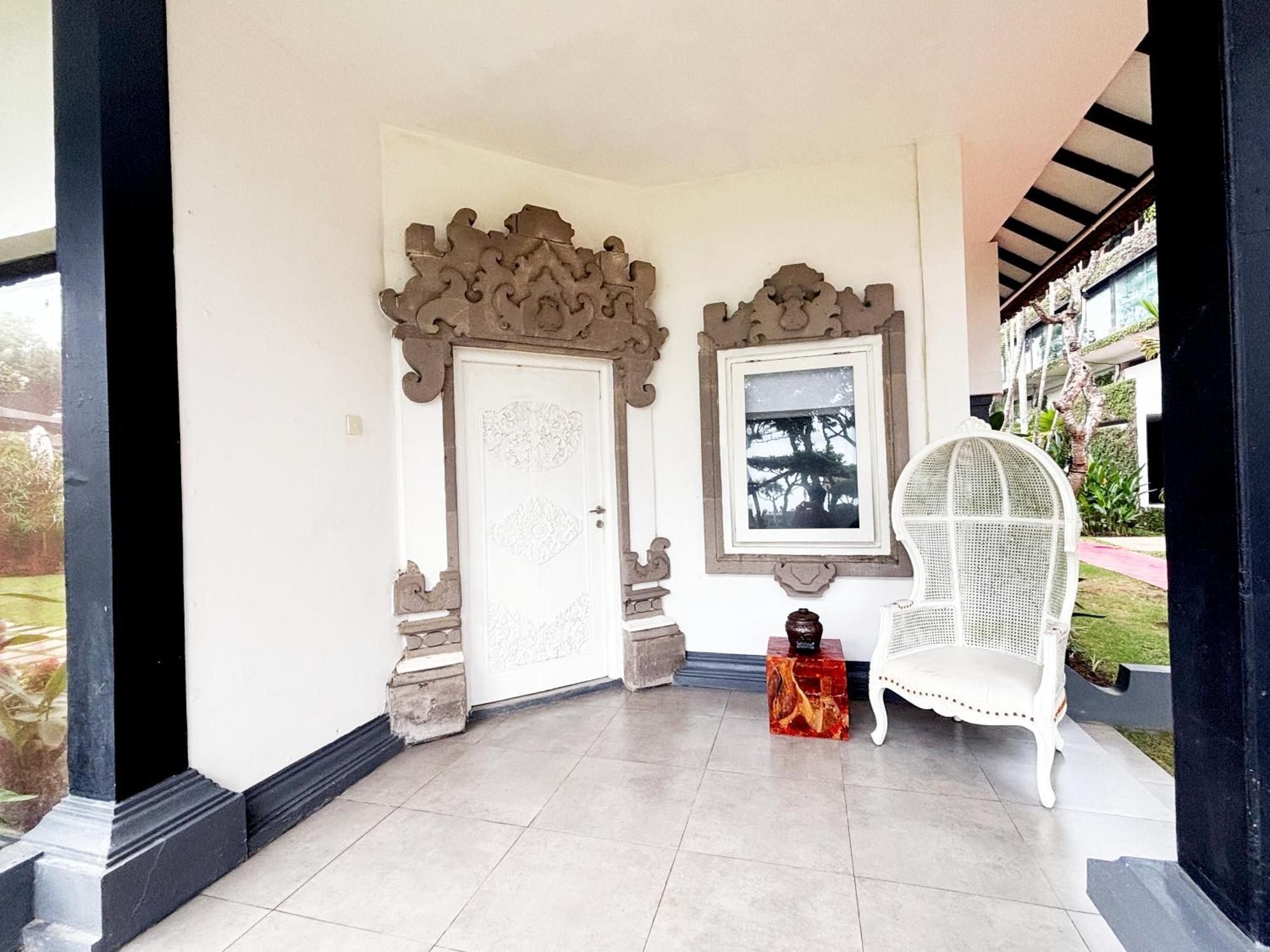 Bali Room,1705225434:JPEG